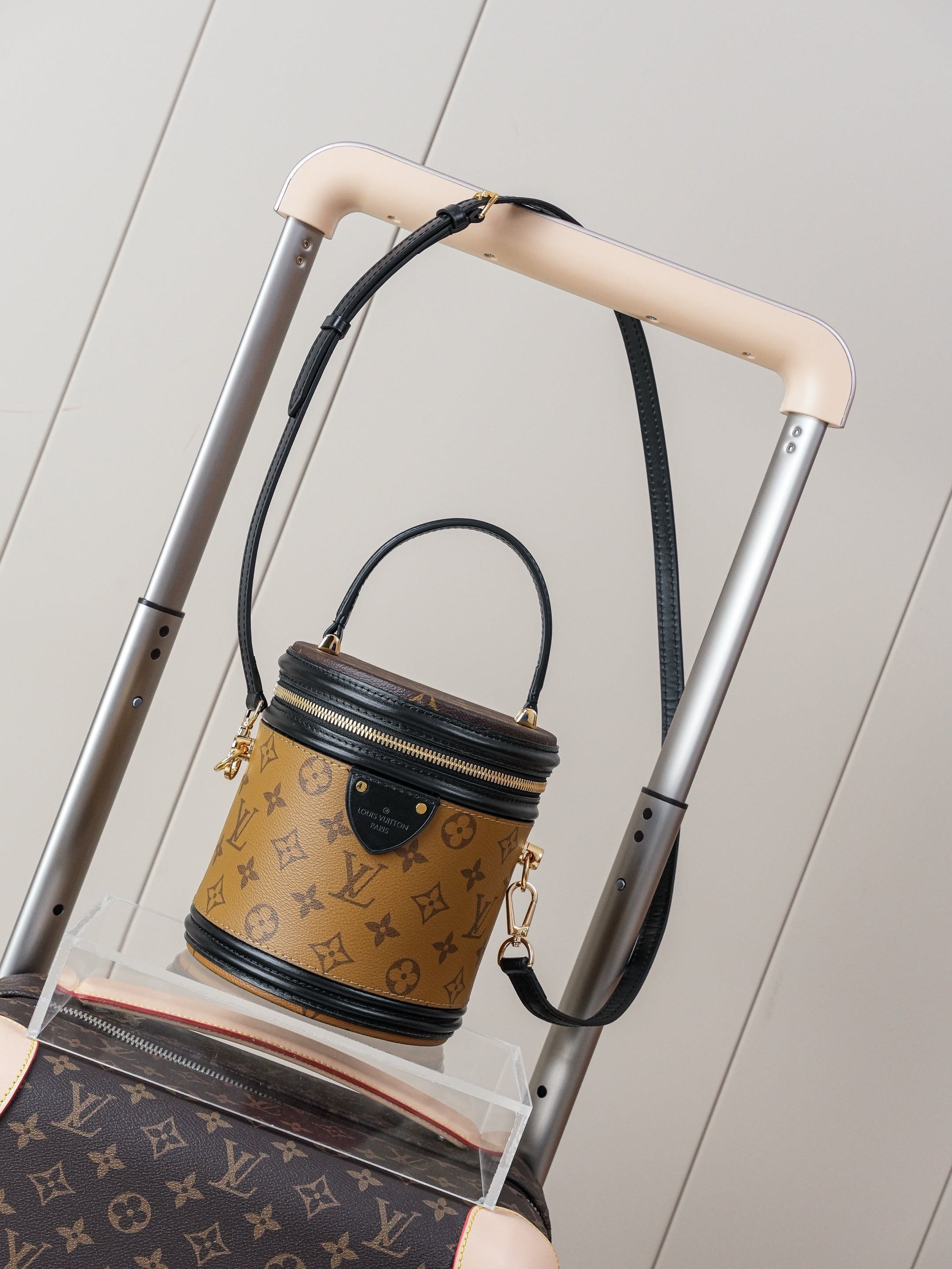 LV  CANNES （This item cannot be shipped）