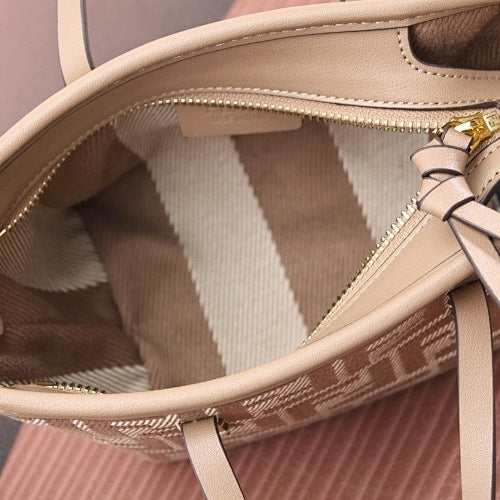 FENDI Roll  （This item cannot be shipped！）